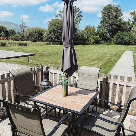 Semi Detached Cottage Snowdonia With Hot Tub Tal-y-Cafn Εξωτερικό φωτογραφία